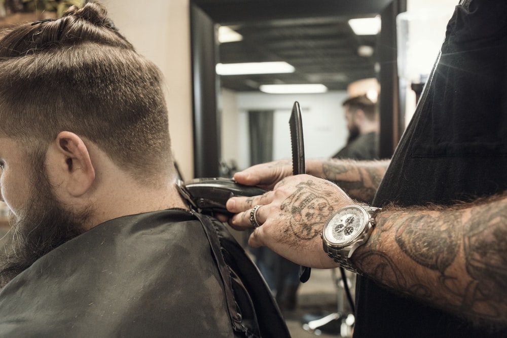 Cortar el cabello tras un injerto capilar